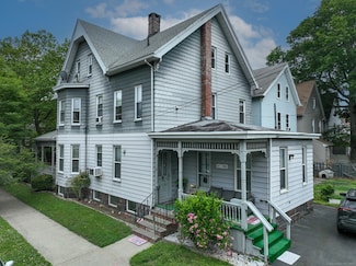 457 Ferry St, New Haven, CT 06513