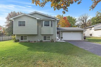 13770 Partridge St NW, Andover, MN 55304