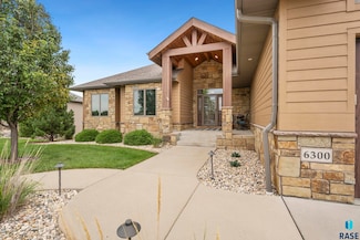 6300 S Hemingstone Trail, Tea, SD 57064