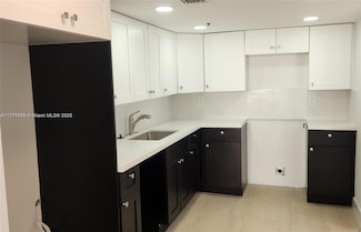 17890 W Dixie Hwy 318 Hwy Unit 3, North Miami Beach, FL 33160