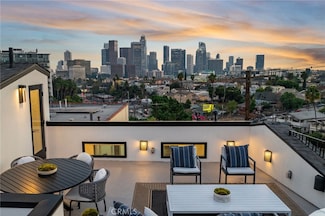 955 Everett St, Los Angeles, CA 90026