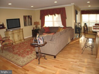 12251 Roundwood Rd Unit 404, Lutherville Timonium, MD 21093