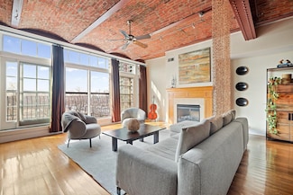 174 Washington St Unit 2K, Jersey City, NJ 07302