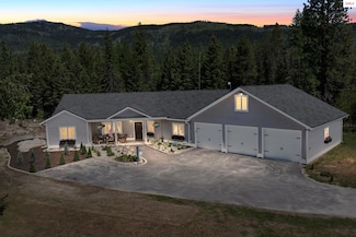 41 Justice Ct, Sandpoint, ID 83864