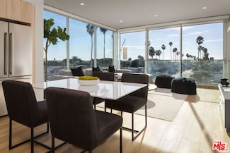 12431 Rochester Ave Unit 401, Los Angeles, CA 90025