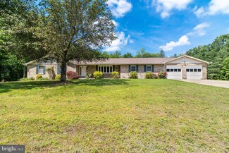 10907 Timothy Ct, White Plains, MD 20695