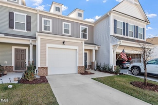 63 Pale Moss Dr, Clayton, NC 27527