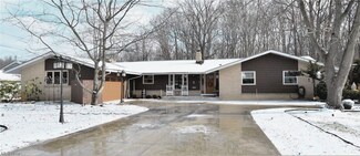 495 Zorn Ln, Cleveland, OH 44143