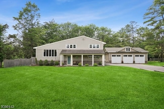 268 Stonehouse Rd, Basking Ridge, NJ 07920