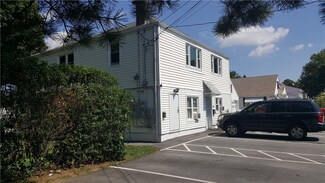 93 Rhode Island St, Cranston, RI 02920