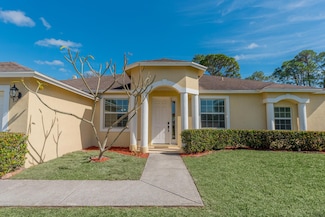 2849 SW Giralda St, Port Saint Lucie, FL 34953