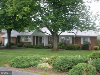 12902 Cathedral Ave, Hagerstown, MD 21742