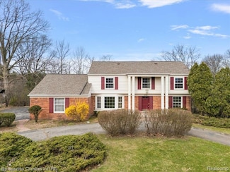 4268 Covered Bridge Rd, Bloomfield Hills, MI 48302