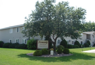 208 14th Ave NE Unit 10, Waseca, MN 56093