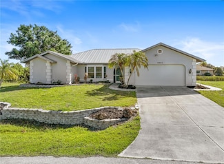 18882 Ayrshire Cir, Port Charlotte, FL 33948