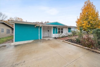 2726 Wilbur St, Dallas, TX 75233