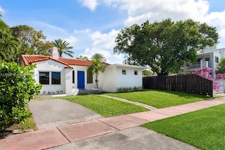 427 W 43rd St, Miami Beach, FL 33140