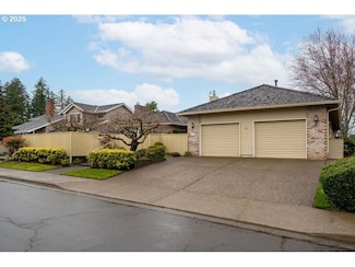 7335 SW Chapel Ct, Portland, OR 97223