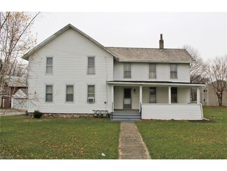 565 W Maple St, Clyde, OH 43410