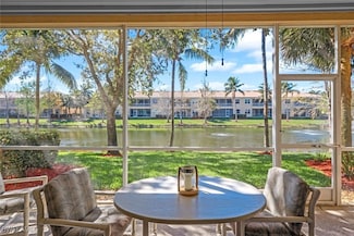 6021 Jonathans Bay Cir Unit 301, Fort Myers, FL 33908