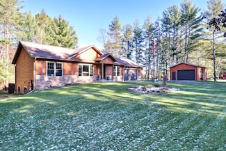 9252 Huber Dr, Minocqua, WI 54548