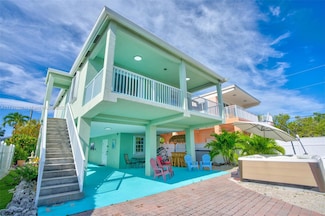 621 Santa Anita Ln, Key Largo, FL 33037