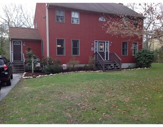 14 Jordan Ln, East Freetown, MA 02717