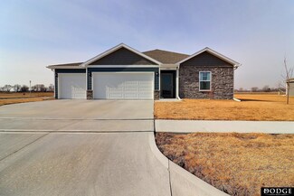 1801 N Kara Way, Inglewood, NE 68025