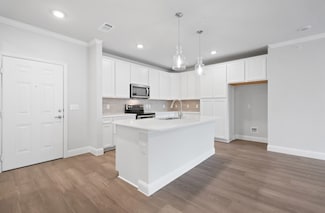 Clifton, Allen, TX 75013