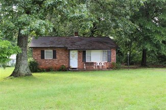 333 Barnes Ln, Stony Point, NC 28678