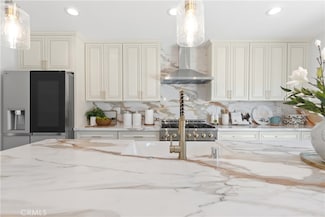 3991 Hubert Ave, Los Angeles, CA 90008
