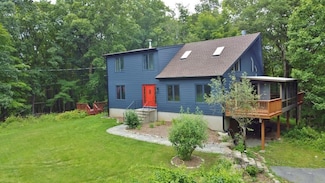 107 Lane Gate Rd, Cold Spring, NY 10516