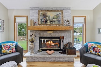 1903 Saint George Ln, Janesville, WI 53545