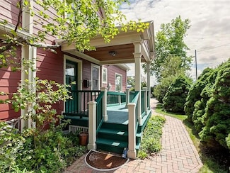 590 Titus Ave, Rochester, NY 14617