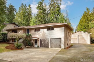 10601 235th Place SW, Edmonds, WA 98020