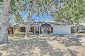 1404 Muse St, Fort Worth, TX 76112
