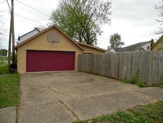 124 Macon St, Brookfield, MO 64628
