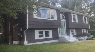 76 Brook Ln, North Branford, CT 06471