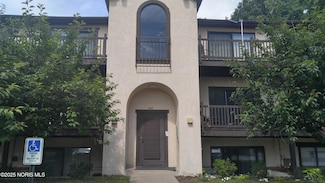 1668 Brownstone Blvd, Toledo, OH 43614