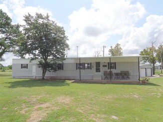 303 N Bk 1134 Rd, Stigler, OK 74462