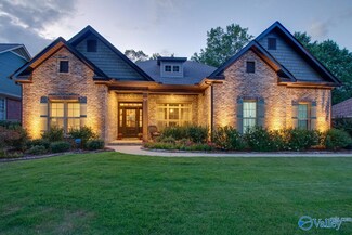 5002 Wainwright Cove Lake Rd SE, Hampton Cove, AL 35763