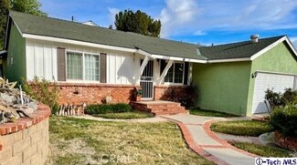 11152 Rhodesia Ave, Sunland, CA 91040