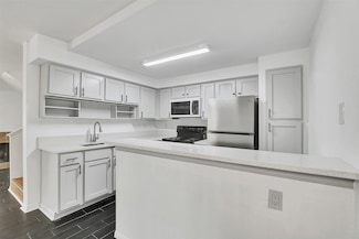 16800 Sugar Pine Dr Unit C21, Houston, TX 77090
