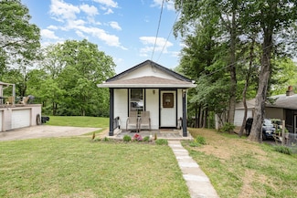 2418 Harris St, Crescent Springs, KY 41017