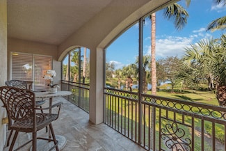 3189 Aviamar Cir Unit 202, Naples, FL 34114