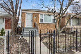 450 E 95th St, Chicago, IL 60619