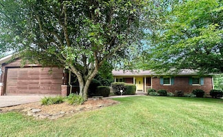 308 S Washington St, Huntingburg, IN 47542
