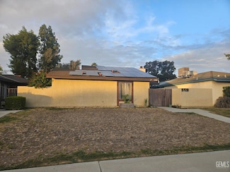 5720 Sage Dr, Bakersfield, CA 93309