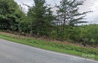 320 N Fairview Dr, Lenoir, NC 28645