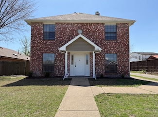 2128 Kirkwood St, Mesquite, TX 75149
